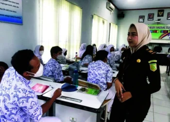 Jaksa Masuk Sekolah Cegah Remaja di Tangsel Terlibat Masalah Hukum