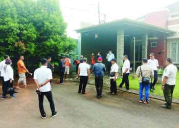 DSDABMBK Tangsel Jebol Saluran Air di Pondok Jagung