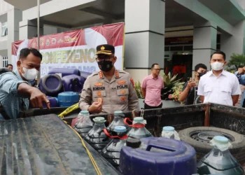 Polresta Tangerang Tangkap Empat Penimbun 2,5 Ton Pertalite