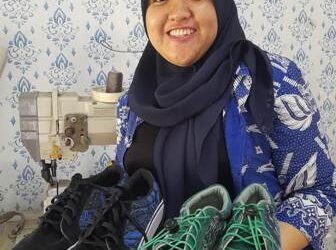 Dari Cikokol, Kota Tangerang Sepatu Custome Ini Laris Manis Dipesan Hingga ke Luar Daerah
