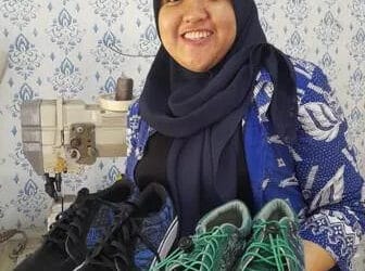 Dari Cikokol, Kota Tangerang Sepatu Custome Ini Laris Manis Dipesan Hingga ke Luar Daerah