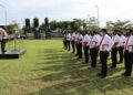 Para personel Satresnarkoba Polres Serang, diganjar penghargaan, Senin (3/10/2022). (ISTIMEWA)