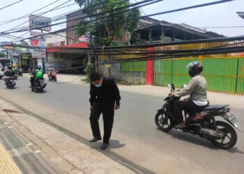 Pemkot Tangsel Cari Cara Penanganan Fiber Optik yang Semrawut