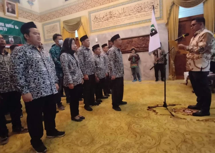 Pelantikan Majelis Daerah KAHMI Kabupaten Serang Periode 2022 – 2027, di Pendopo Bupati Serang, Rabu (9/11/2022). (SIDIK/SATELITNEWS.COM)