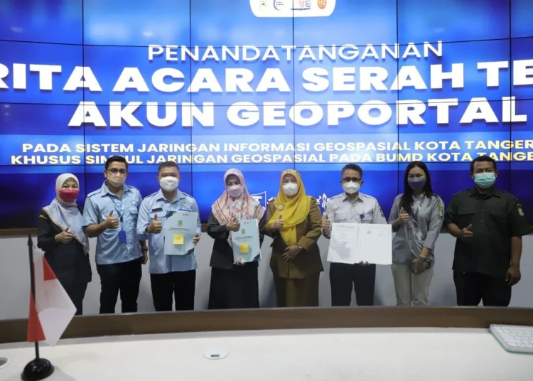 Serah Terima Akun Geoportal ke Tiga BUMD Kota Tangerang