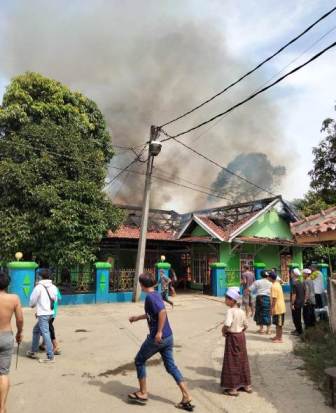 Rumah Kades di Lebak Terbakar, Uang Rp160 Juta Jadi Arang