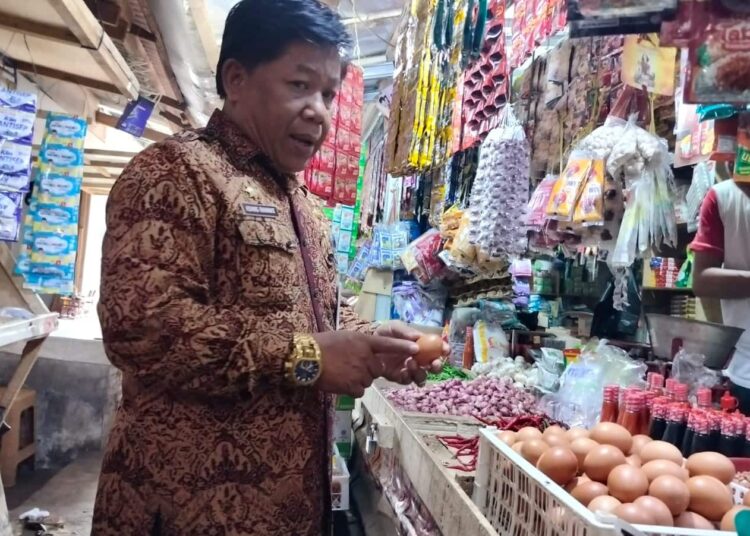 Kepala Diskoumperindag Kabupaten Serang, Adang Rahmat, akan tingkatkan Operasi Pasar. (ISTIMEWA)