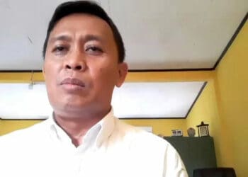 Kepala Kantor Cabang Dinas (KCD) Pendidikan Provinsi Banten, Kabupaten Tangerang, Mohamad Bayuni saat mengikuti kegiatan webinar. (DOK/SATELITNEWS)