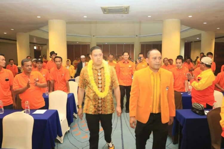 Pengurus Daerah Kolektif (PDK) Kosgoro 1957 Provinsi Banten, masa bhakti 2021 – 2026 resmi dilantik, di salah satu hotel di Anyer, Kabupaten Serang, Selasa (27/12/2022). (SIDIK/SATELITNEWS.COM)
