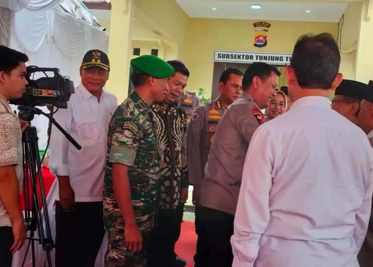 Kapolda Banten meninjau dua kantor Subsektor Polsek, sekaligus meresmikannya. (ISTIMEWA)