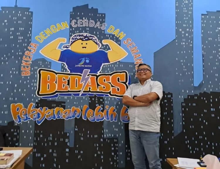 PT Jaminan Kredit Rakyat (Jamkrida), yang merupakan salah satu Badan Usaha Milik Daerah (BUMD) milik Pemprov Banten, pada tahun 2023 nanti mengubah tagline semangat usahanya. Dengan tagline baru itu, diharapkan kinerja pengurus Jamkrida dapat lebih optimal lagi. (LUTFI/SATELITNEWS.COM)