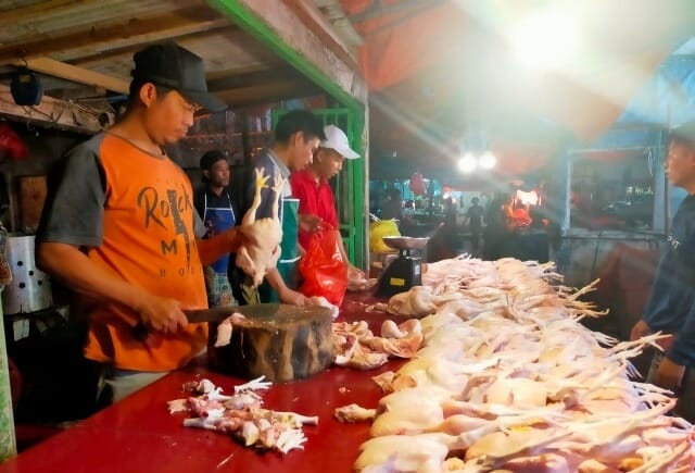 Jelang Nataru, Harga Daging Ayam Naik Rp 3.000 di Lebak, Kini Jadi Rp 35 Ribu/Kg
