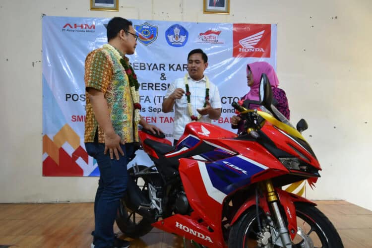 Wahana Bangun AHASS di SMK 8 Kabupaten Tangerang