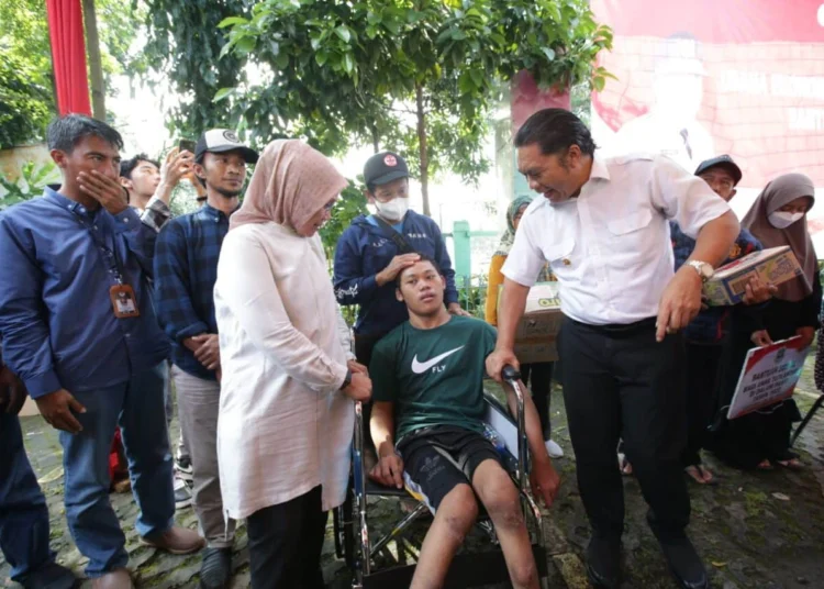 Pemprov Banten Salurkan Dua Jenis Bantuan Untuk Warga Tangsel