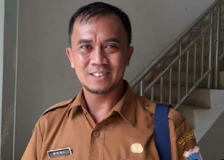 Kepala DPKPP Pandeglang, Roni. (ISTIMEWA)