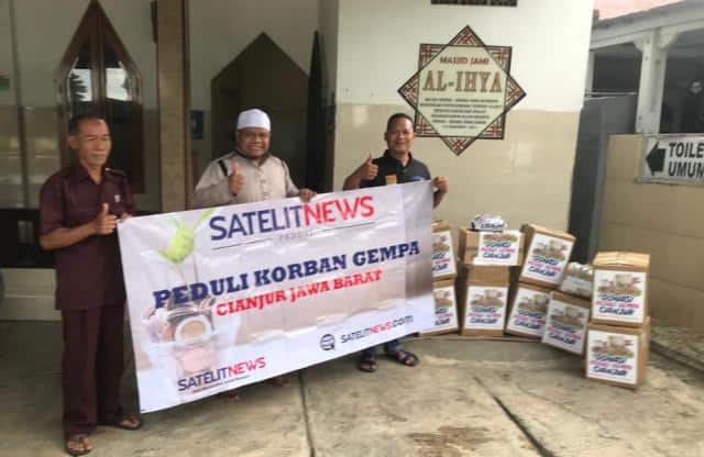 Salurkan Bantuan Bagi Korban Gempa Cianjur, Satelit News Gandeng PT SML Indonesia Private