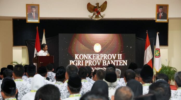 Pj Gubernur Banten Al Muktabar, mendorong Persatuan Guru Republik Indonesia (PGRI) turut berperan dalam meningkatkan kualitas mutu Pendidikan di Provinsi Banten. (ISTIMEWA)