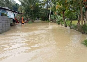 Banjir masih melanda. (ISTIMEWA)