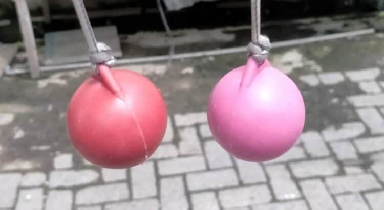 Lato-Lato Sedang Viral, Ini Manfaatnya Untuk Anak