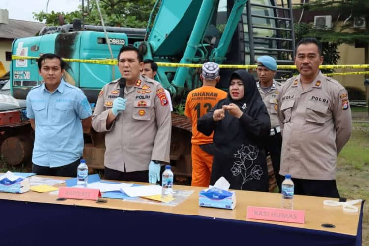 Ekspos Tambang Ilegal