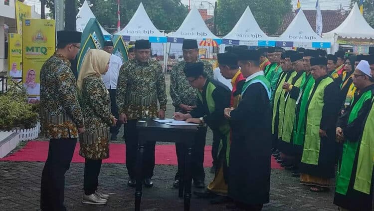 PEMBUKAAN MTQ–Pembukaan MTQ tingkat Kabupaten Serang, di Alun-alun Kramatwatu, Selasa (21/2/2023). (SIDIK/SATELITNEWS.COM)