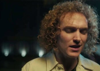 Lirik Lagu See I'm Sorry - Seafret