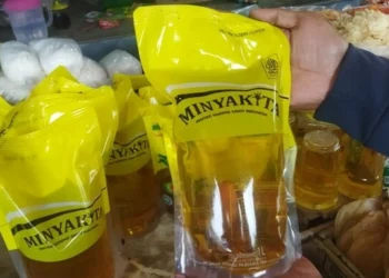 Minyak Goreng Subsidi Ikut Langka di Kota Tangerang, Pedagang Bak Makan Buah Simalakama