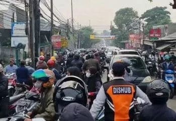 Masyarakat Diimbau Hindari Jalan Menuju Kampus Unpam Viktor