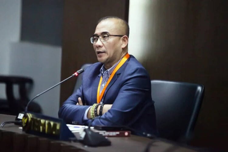 SANKSI: DKPP menyimpulkan Hasyim Asy'ari terbukti melanggar kode etik dan pedoman perilaku penyelenggara pemilu. (dok JawaPos.com)