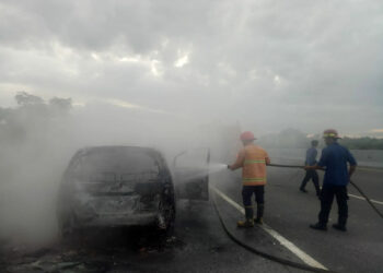Mobil Terbakar