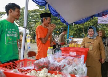 Pasar murah sambut Ramadhan 1444 H, di Alun-alun Barat Serang, Selasa (14/3/2023). (LUTHFI/SATELITNEWS.COM)