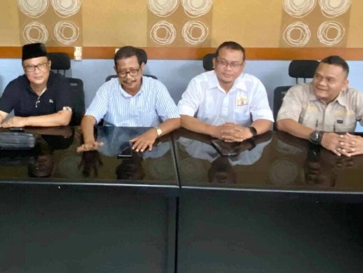 Jokowi Heran, Ketua Umum Parpol Klaim Restunya
