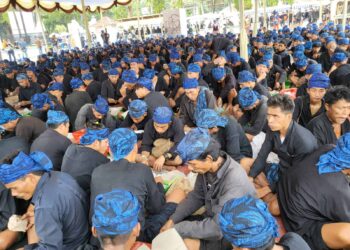 Ribuan warga suku adat Baduy, yang melakukan Seba, mulai berdatangan di Kota Serang, Sabtu (29/4/2023). (ISTIMEWA)