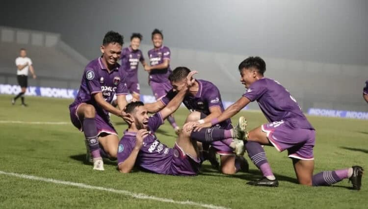Persita Jamu Arema FC Malam Ini, Luis Incar Tiga Poin