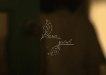 Lirik Lagu Momen-Daun Jatuh
