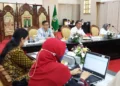MONITORING–Al Muktabar menghadiri kegiatan Monitoring dan Evaluasi, Program Pemberantasan Korupsi Terintegrasi Provinsi Banten, di Pemdopo Gubernur Banten, KP3B Curug, Kota Serang, Rabu (24/5/2023). (ISTIMEWA)