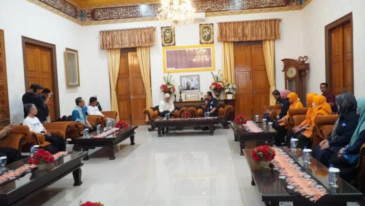 Bupati Irna