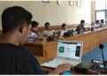 Sejumlah anggota Pokja Wartawan (Porwan) Pandeglang, sedang mengikuti pelatihan, Sabtu (27/5/2023). (MARDIANA/SATELITNEWS.COM)