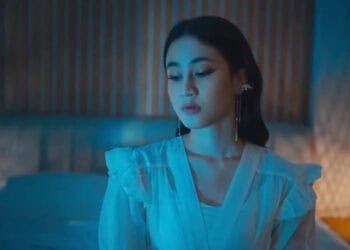 Lirik Lagu Tak Pantas Terluka-Keisya Levronka
