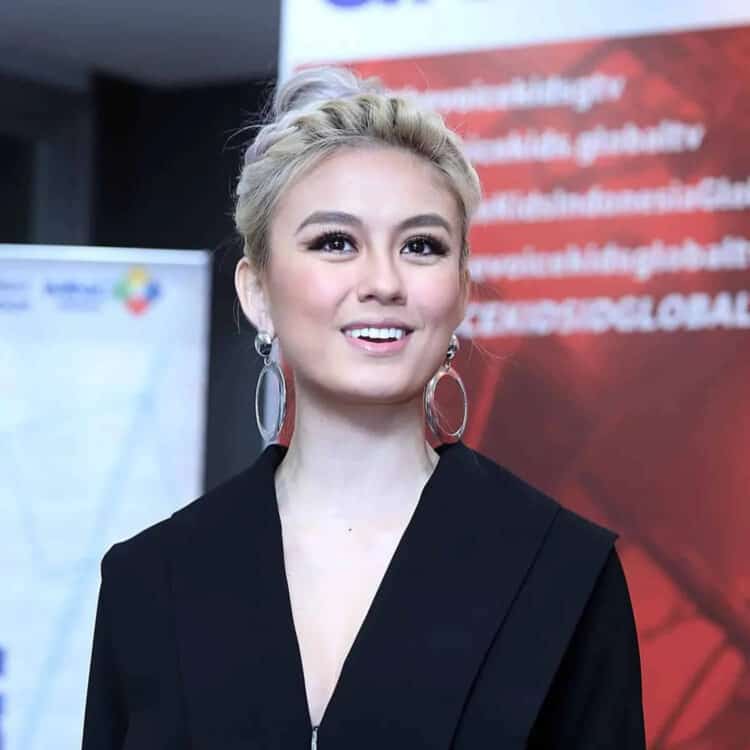 Ciri Perhatian Agnez Mo, Suara Putri Ariani Menggetarkan