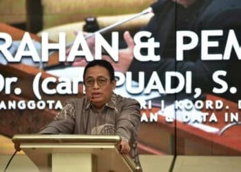 SAMBUTAN: Koordinator Divisi Penanganan Pelanggaran dan Data Informasi Bawaslu, Puadi saat memberikan sambutan dalam pembukaan kegiatan Sosialisasi Petunjuk Teknis Penanganan pada Pemilu 2024 di Palu, Senin (5/6/2023). (DOK BAWASLU)