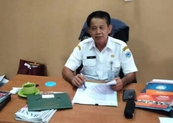 M. Amri, Kepala BKPSDM Kabupaten Pandeglang, saat ditemui di ruang kerjanya, Rabu (14/6/2023). (FAHRIE/SATELITNEWS.COM)