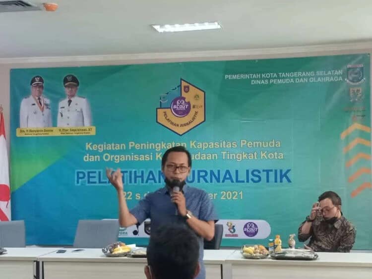 Meningkatkan Kompetensi Profesi Penyelenggara Pemilu