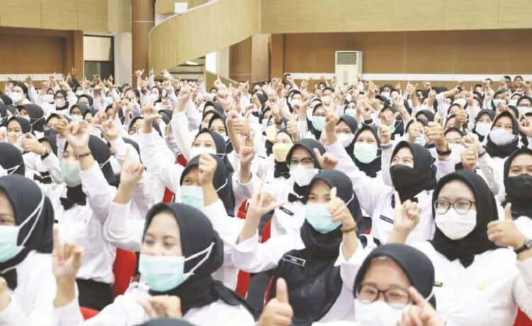 Wali Kota Tangsel Minta 1.104 PPPK Tenaga Kesehatan Patuhi Aturan