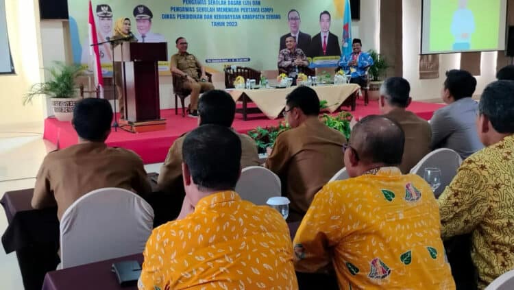 Bupati Serang Ratu Tatu Chasanah, menghadiri acara Rakor pejabat fungsional di lingkungan dunia pendidikan. (ISTIMEWA)