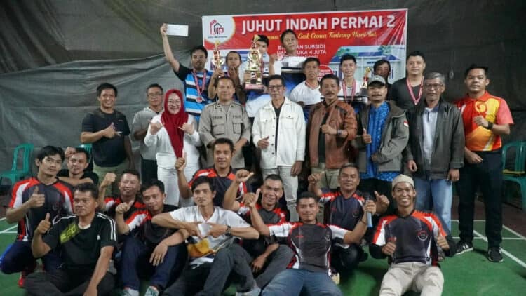 Lomba Badminton