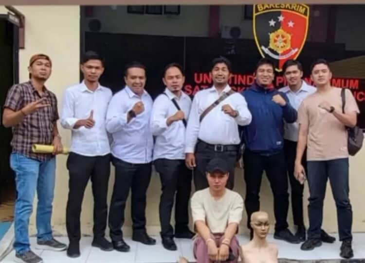 TikToker Popo Barbie Ditangkap Polisi Usai Video Masturbasi dengan Patung Viral