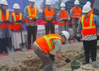Heboh! Ribuan Ekor Ikan Muncul di Sungai Ciujung Kabupaten Serang