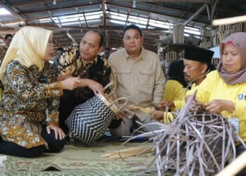 Pemkab Serang ajak puluhan perajin bambu studi banding ke Jogja. (ISTIMEWA)