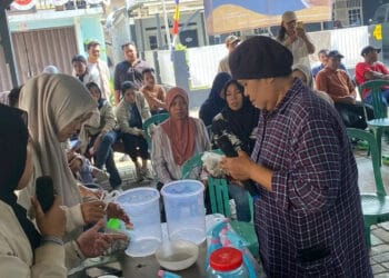 UNIS dan Kelurahan Panunggangan Kota Tangerang Hasilkan Biopestisida dari Puntung Rokok